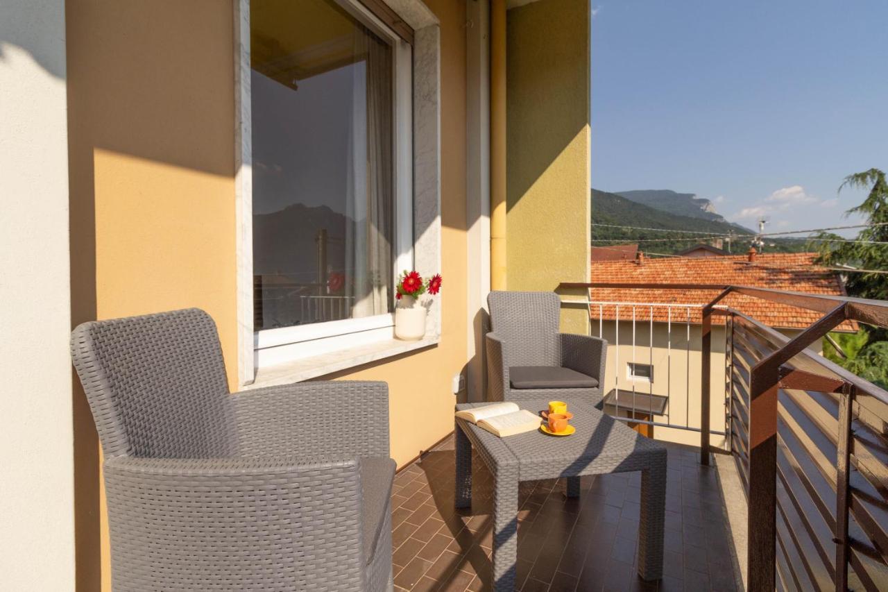 Mamma Ciccia Holiday Home - Casa Imperia Mandello del Lario Exteriér fotografie